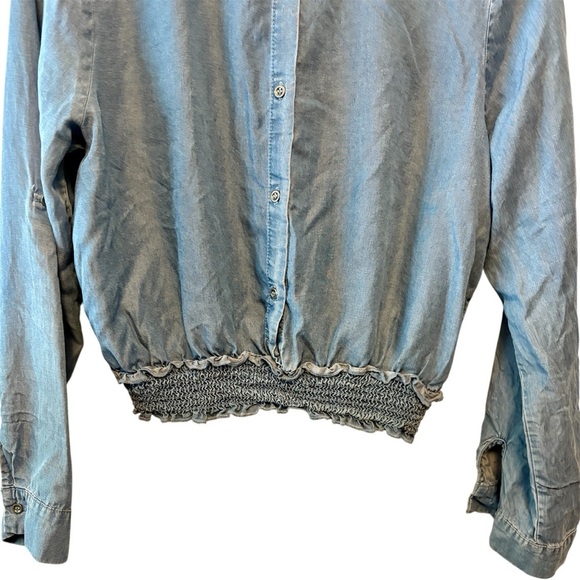 Haute Monde Denim Smock Waist Long Sleeve Blouse, Womens size Medium - Picture 8 of 13